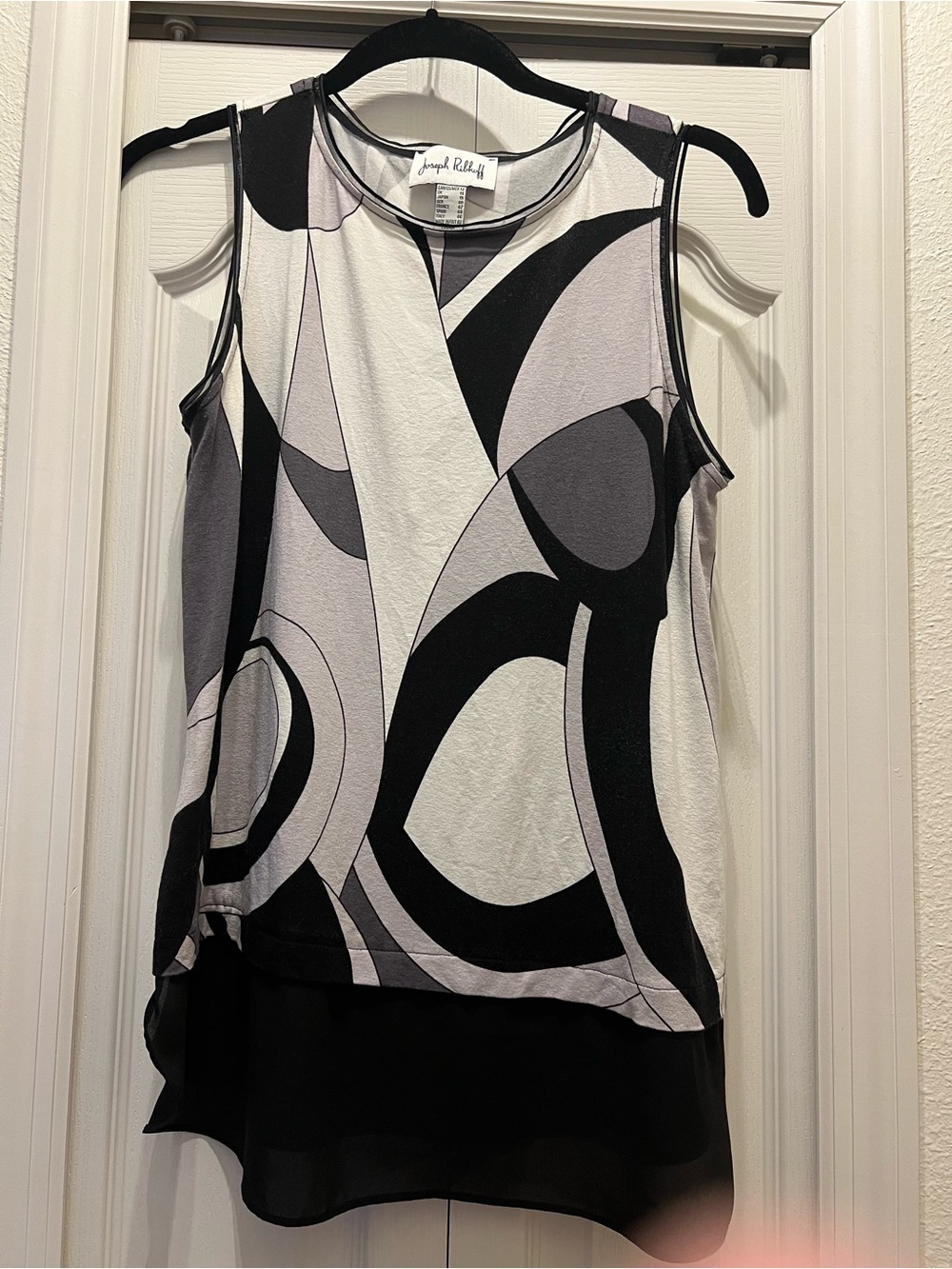 Joseph Ribkoff Black, White & Gray Graphic Sleeveless Layered Tank
